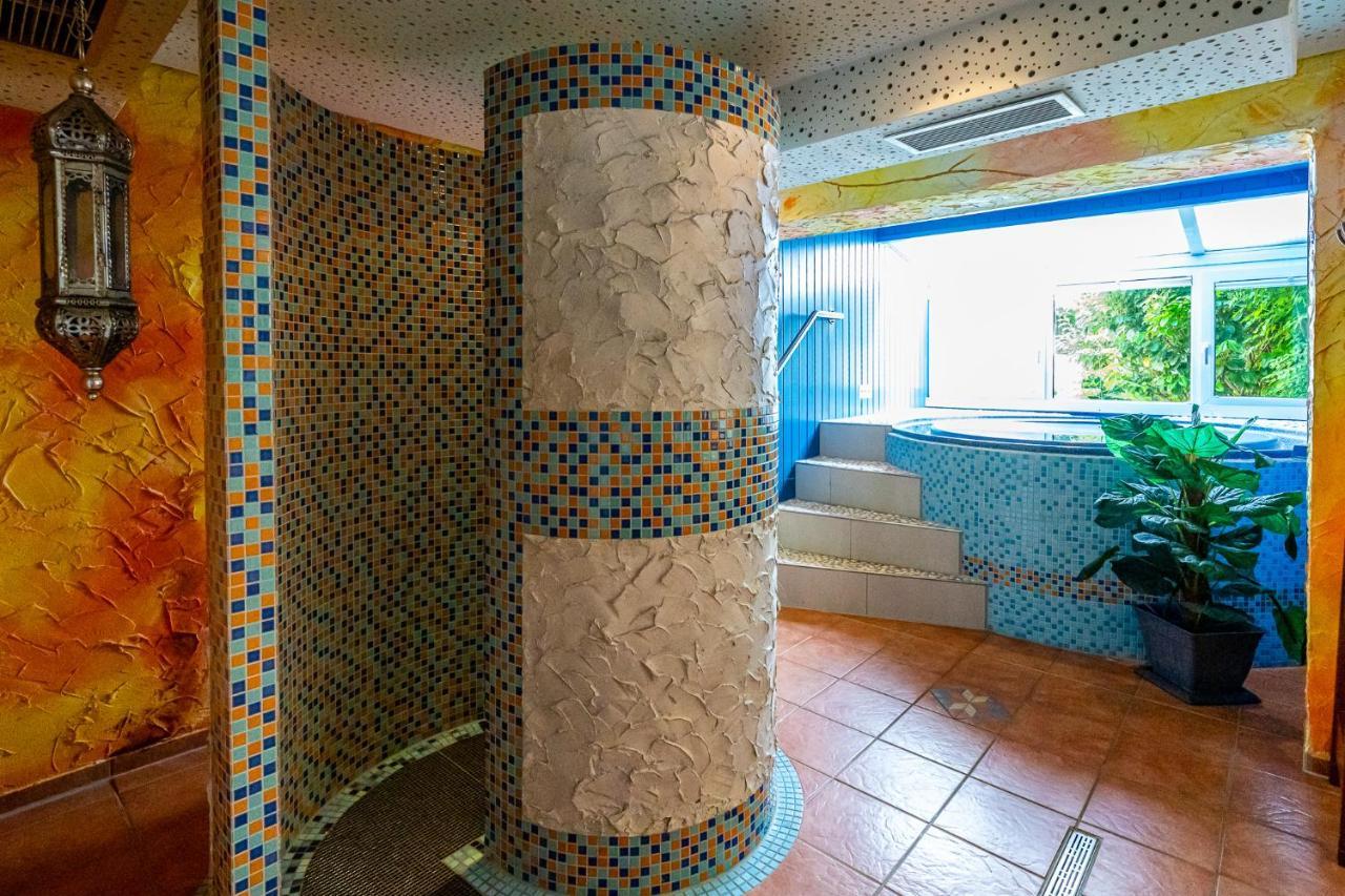 Hotel Nordstern Neuharlingersiel Kültér fotó