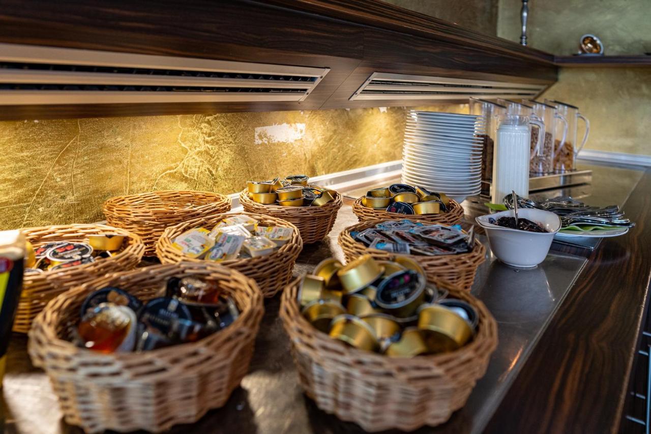 Hotel Nordstern Neuharlingersiel Kültér fotó