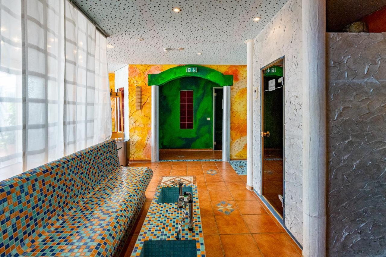 Hotel Nordstern Neuharlingersiel Kültér fotó